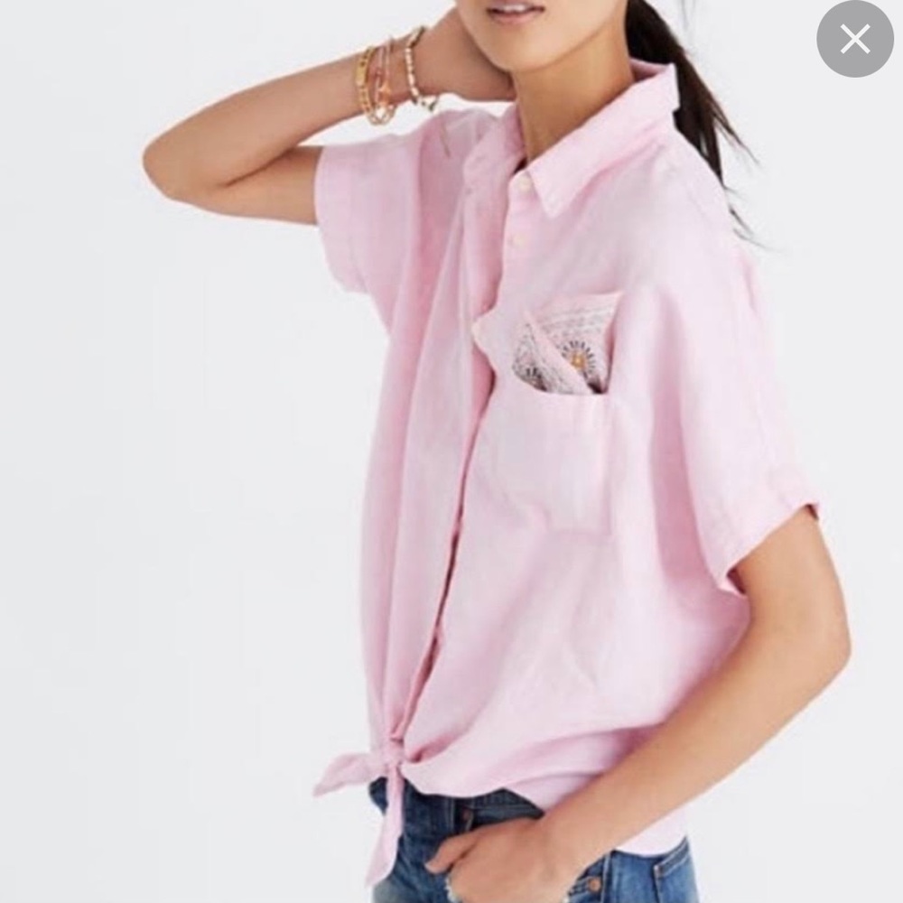 Madewell front tie short sleeve blouse. Light pink size S